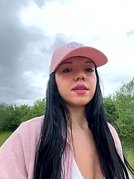 Vanesskaa online show from June 2026 12:42:02 PM