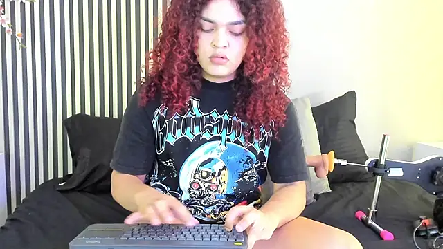 KarineWine online show from July 2026 03:13:01 AM