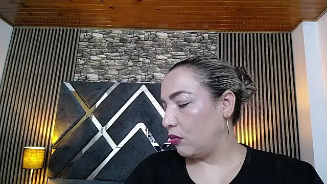 marie hss online show from February 2026 08:05:01 PM