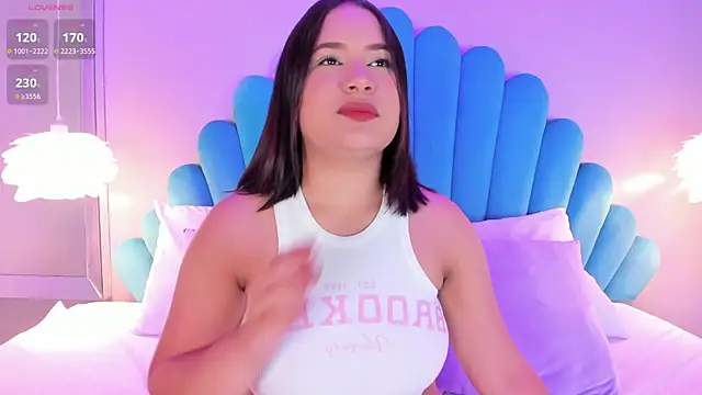 HannaKarson online show from March 2025 11:39:02 AM