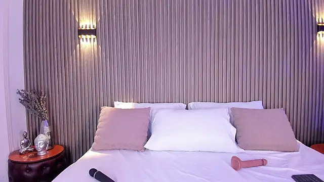 HannaKarson online show from April 2026 04:06:02 AM