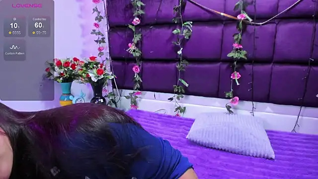 MariaClay online show from May 2026 12:54:02 PM