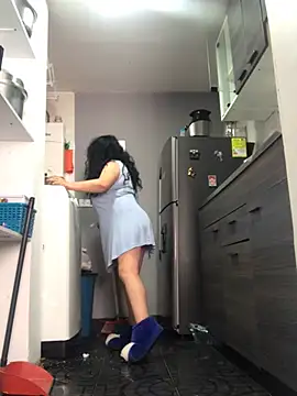 Snapshot of Sweeetness_Milf chatting on February 2025 04:55:01 PM Sweeetness Milf online show from February 2025 04:55:01 PM