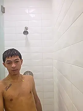 Snapshot of Yoko0381 chatting on November 2025 05:03:01 PM Yoko0381 online show from November 2025 05:03:01 PM