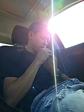 Snapshot of Yoko0381 chatting on December 2025 07:29:02 PM Yoko0381 online show from December 2025 07:29:02 PM