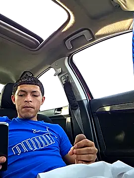 Snapshot of Yoko0381 chatting on January 2026 10:01:02 PM Yoko0381 online show from January 2026 10:01:02 PM