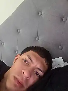 Snapshot of Yoko0381 chatting on January 2026 03:17:02 PM Yoko0381 online show from January 2026 03:17:02 PM