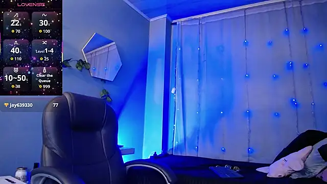 Snapshot of peyton_golden1 chatting on November 2025 03:30:02 AM peyton golden1 online show from November 2025 03:30:02 AM