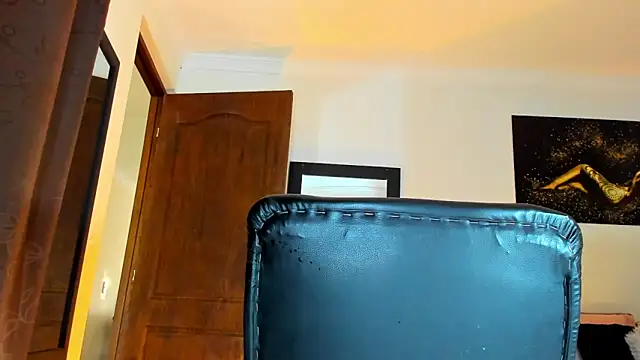 Snapshot of KimberlyBanks2 chatting on September 2025 03:02:01 PM KimberlyBanks2 online show from September 2025 03:02:01 PM