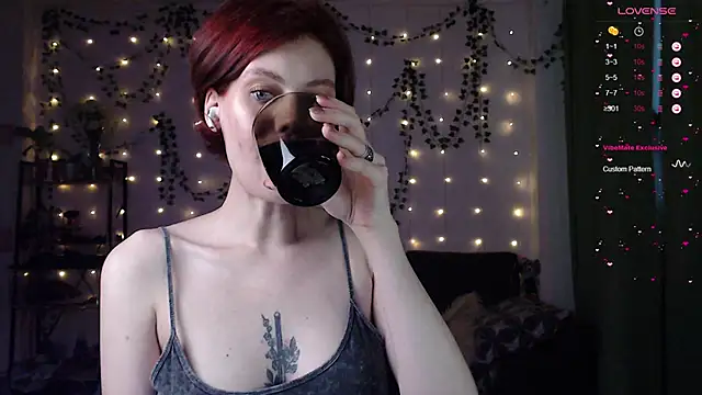 Snapshot of Your_Corvus chatting on December 2024 10:18:01 AM Your Corvus online show from December 2024 10:18:01 AM