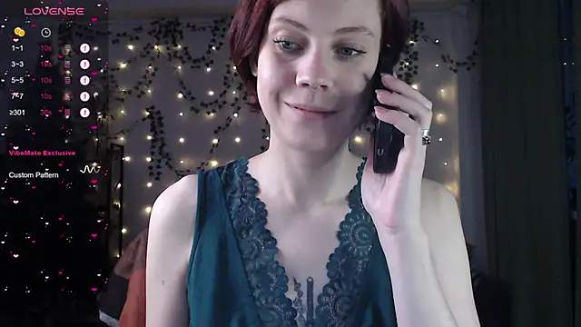 Snapshot of Your_Corvus chatting on December 2024 01:14:01 PM Your Corvus online show from December 2024 01:14:01 PM