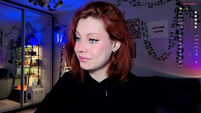 Snapshot of Your_Corvus chatting on November 2025 09:41:01 AM Your Corvus online show from November 2025 09:41:01 AM