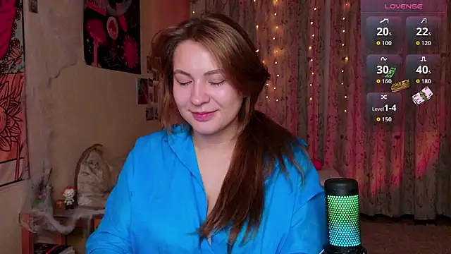 LisaCase online show from October 2025 05:46:02 PM