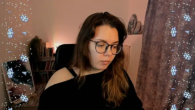 Snapshot of KeytSilvas chatting on December 2024 05:38:02 AM KeytSilvas online show from December 2024 05:38:02 AM