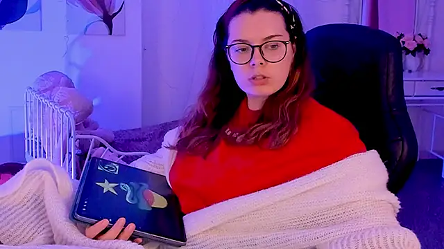 Snapshot of KeytSilvas chatting on December 2024 09:01:01 AM KeytSilvas online show from December 2024 09:01:01 AM