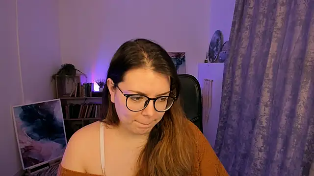 Snapshot of KeytSilvas chatting on January 2025 09:00:01 AM KeytSilvas online show from January 2025 09:00:01 AM