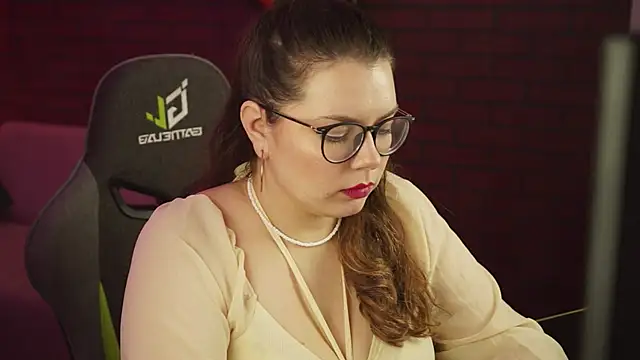 Snapshot of KeytSilvas chatting on January 2025 08:50:01 AM KeytSilvas online show from January 2025 08:50:01 AM