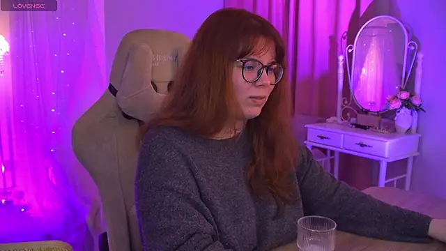 Snapshot of KeytSilvas chatting on March 2026 03:14:01 AM KeytSilvas online show from March 2026 03:14:01 AM