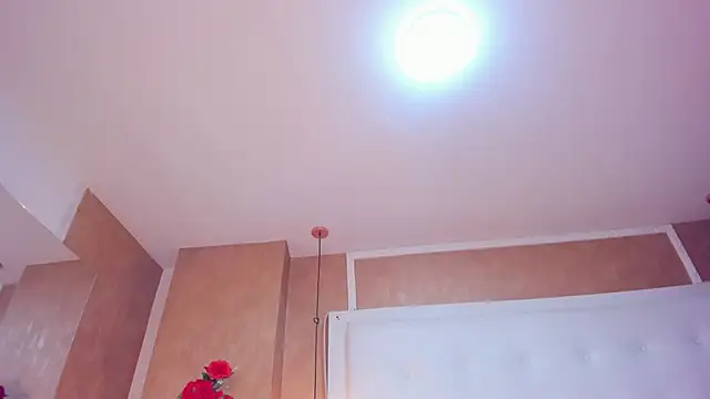 Snapshot of emilyadams0 chatting on February 2025 01:44:02 AM emilyadams0 online show from February 2025 01:44:02 AM