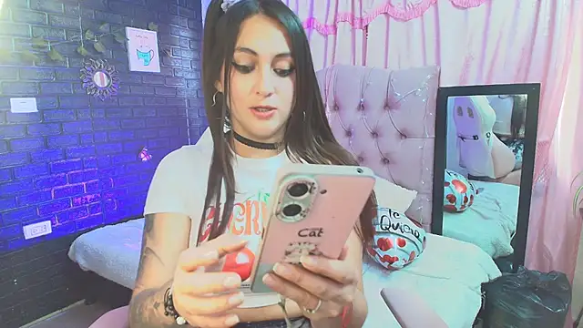 sofiasex99 online show from February 2025 05:50:02 PM