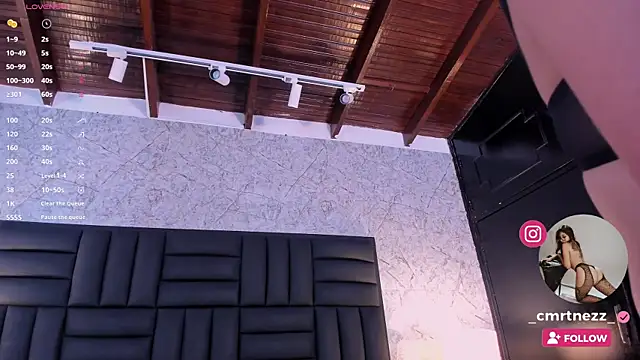 Snapshot of Caro_martinezz chatting on December 2024 04:52:01 AM Caro martinezz online show from December 2024 04:52:01 AM