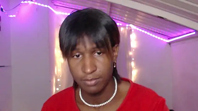 Snapshot of Angell_Dustt_ chatting on March 2025 05:10:02 AM Angell Dustt online show from March 2025 05:10:02 AM