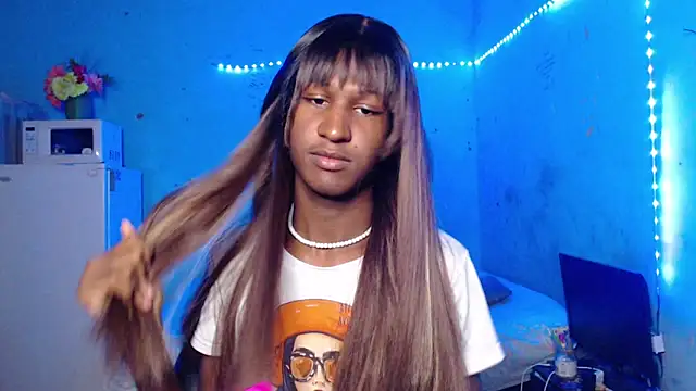 Snapshot of Angell_Dustt_ chatting on October 2025 11:27:02 AM Angell Dustt online show from October 2025 11:27:02 AM