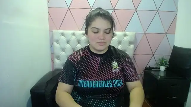 Snapshot of Marinasexxx chatting on February 2026 07:15:01 PM Marinasexxx online show from February 2026 07:15:01 PM