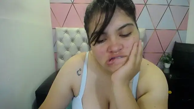 Snapshot of Marinasexxx chatting on March 2026 05:50:01 PM Marinasexxx online show from March 2026 05:50:01 PM