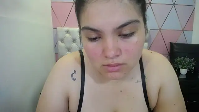 Snapshot of Marinasexxx chatting on March 2026 06:46:02 PM Marinasexxx online show from March 2026 06:46:02 PM