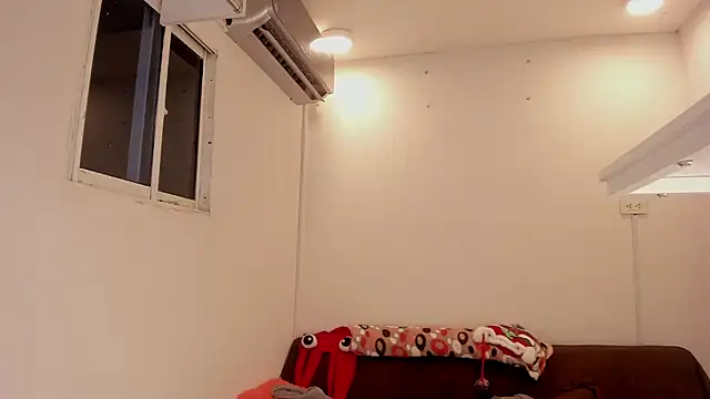 Snapshot of meganrossee69 chatting on December 2024 12:29:01 AM meganrossee69 online show from December 2024 12:29:01 AM