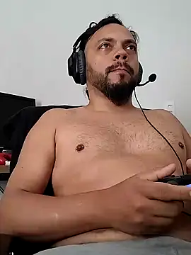 Snapshot of morenindarola chatting on January 2025 01:46:01 PM morenindarola online show from January 2025 01:46:01 PM