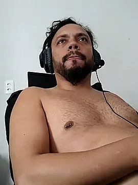 Snapshot of morenindarola chatting on January 2025 04:47:01 PM morenindarola online show from January 2025 04:47:01 PM