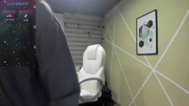 Enma  clark online show from February 2026 04:05:02 AM