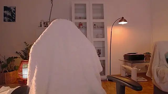 Snapshot of ginger_vi chatting on March 2025 02:04:01 AM ginger vi online show from March 2025 02:04:01 AM