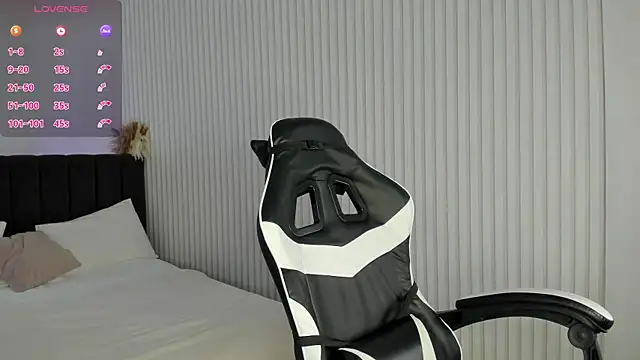 Vanessa Walters online show from June 2026 03:11:02 AM
