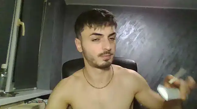 Snapshot of XXXdonXXX chatting on January 2025 04:24:01 PM XXXdonXXX online show from January 2025 04:24:01 PM