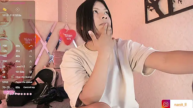 Punkys  online show from February 2026 10:06:01 PM