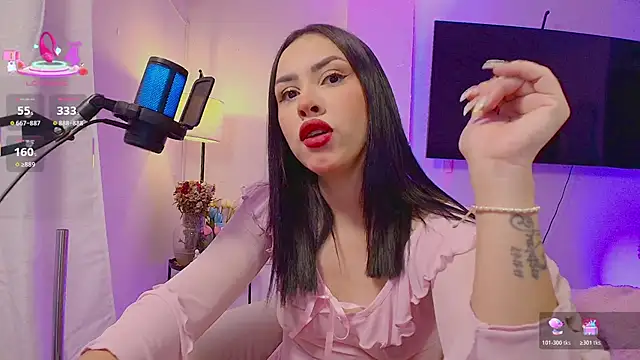 Maya Bluee online show from June 2026 11:25:01 PM