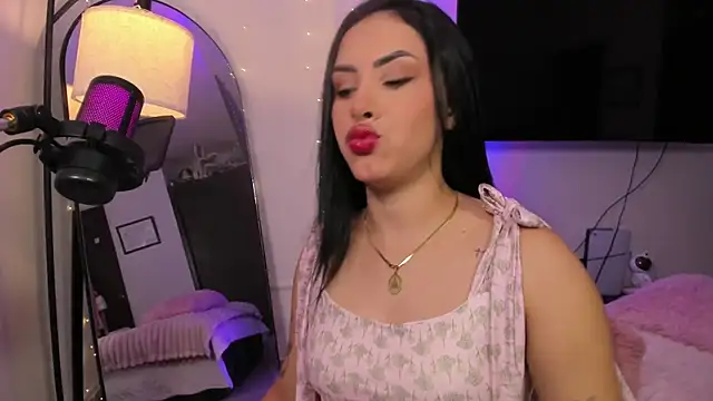 Maya Bluee online show from July 2026 04:05:02 AM