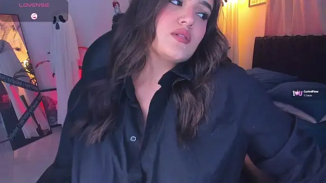 Snapshot of ellarosee_ chatting on October 2025 06:19:02 PM ellarosee online show from October 2025 06:19:02 PM