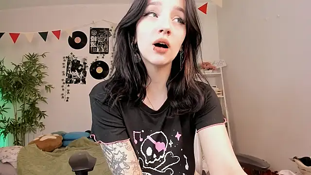 Snapshot of Viv_Player chatting on February 2025 04:42:01 AM Viv Player online show from February 2025 04:42:01 AM