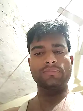 PRIYANHUxh online show from April 2026 03:48:01 AM