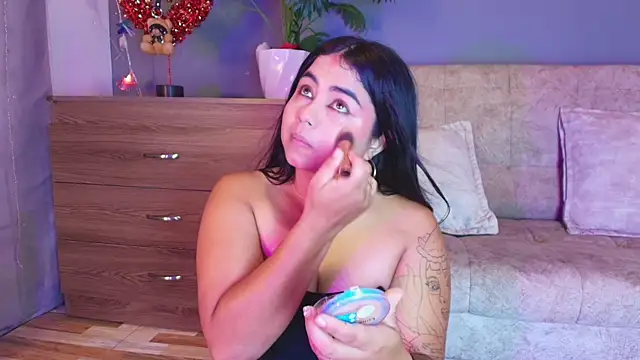 jade brunnette online show from May 2026 08:14:02 PM