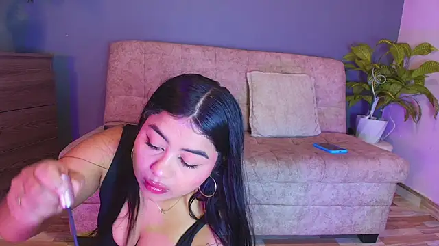 jade brunnette online show from May 2026 08:15:01 PM