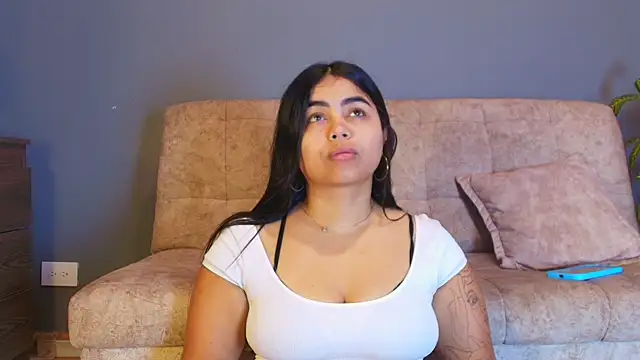jade brunnette online show from May 2026 08:17:01 PM