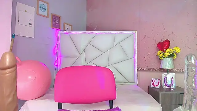 ariadna dawson7 online show from March 2025 06:03:02 PM