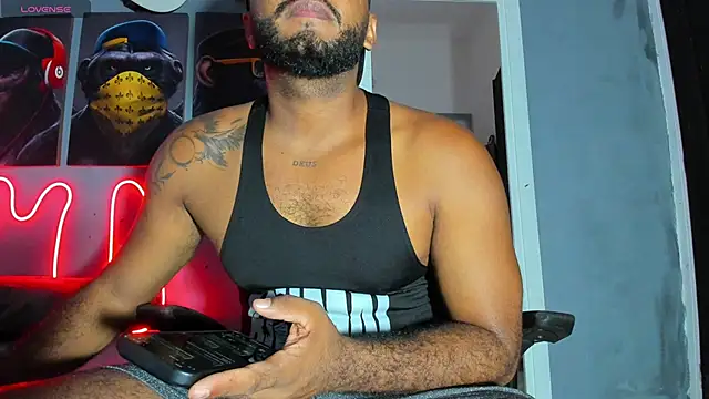 Snapshot of Hardboy_latin chatting on September 2025 02:35:01 AM Hardboy latin online show from September 2025 02:35:01 AM