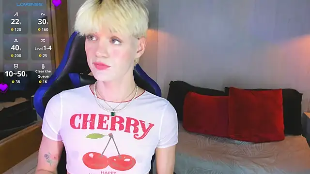 VladHellsing4 online show from May 2026 02:12:01 PM