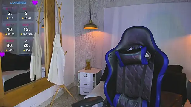 VladHellsing4 online show from June 2026 02:22:01 PM